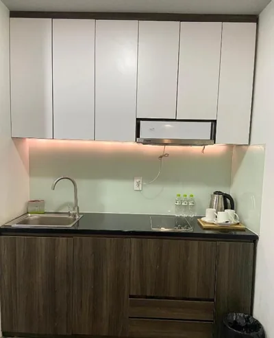 Chambre triple avec salle de bain — Laregatta Boutique